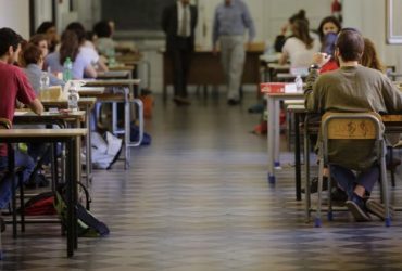 Per la Maturità 2017 il ministro Fedeli firma l’ordinanza, anche un video per aiutare gli studenti a prientarsi