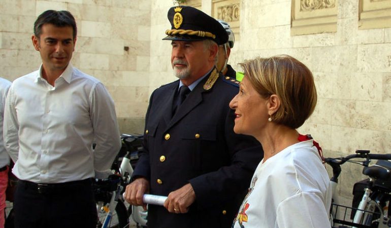 Cagliari: la Polizia urbana va con le bici elettroniche – video