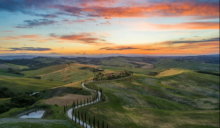 Eco-Adventurism: tecnologia, turismo e sostenibilità per una nuova forma di esplorazione