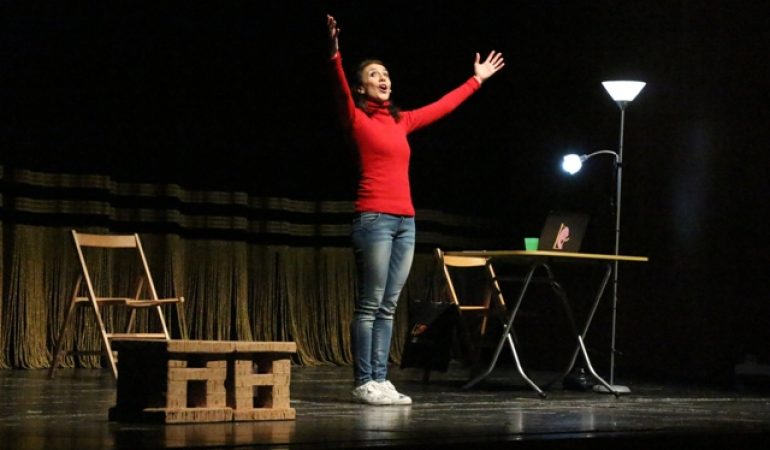 Teatro sociale per la causa delle spose bambine