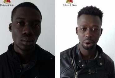 Arrestati due stranieri per furto di un motociclo e resistenza