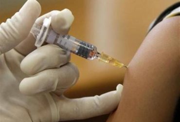 Vaccinazioni per l’ingresso nelle scuole: niente più file negli ambulatori, basta l’autocertificazione