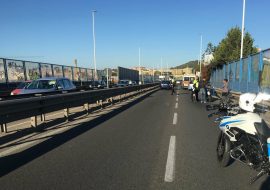 Un motociclista ferito sull’asse mediano