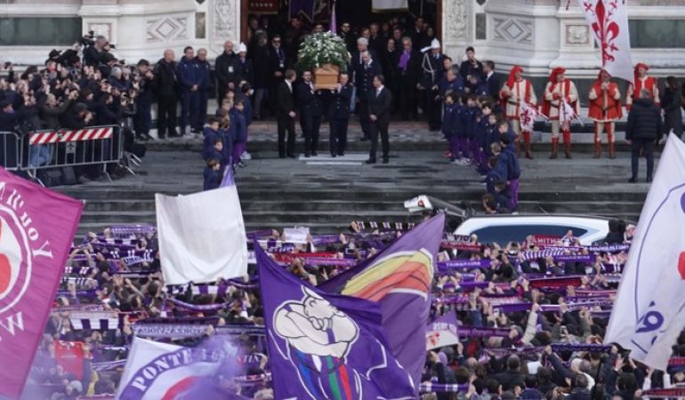 Lungo addio a Davide Astori