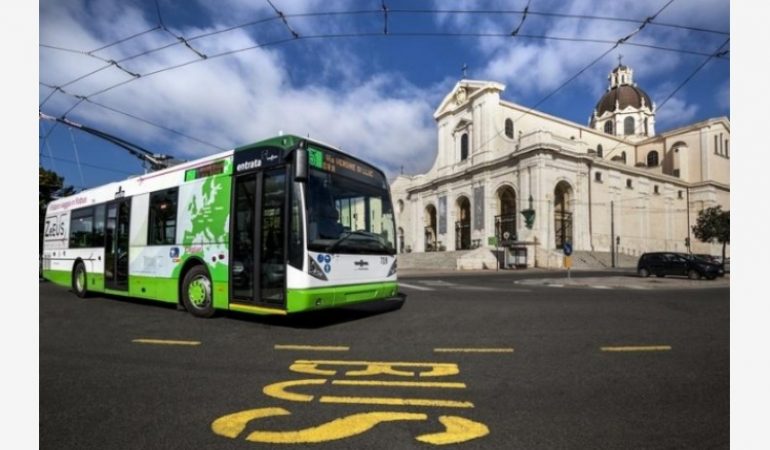 Anche a Cagliari il trasporto pubblico diventa luogo di promozione dell’arte e della cultura