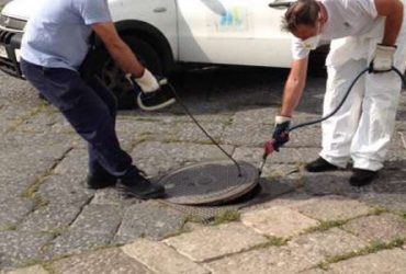 Disinfestazione in via Verdi a Cagliari