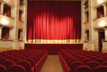 Volontariato e Liceo……a teatro, assieme per combattere il bullismo