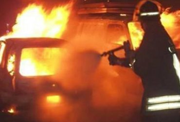 Notte di incendi di auto nel cagliaritano