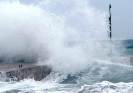 Avviso di condizioni meteo avverse per vento e mareggiate