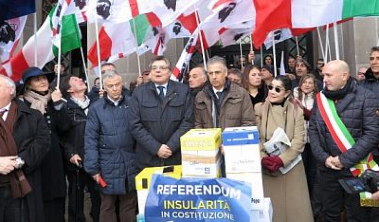 Referendum insularità bocciato: continuano le prese di posizione dei politici sardi