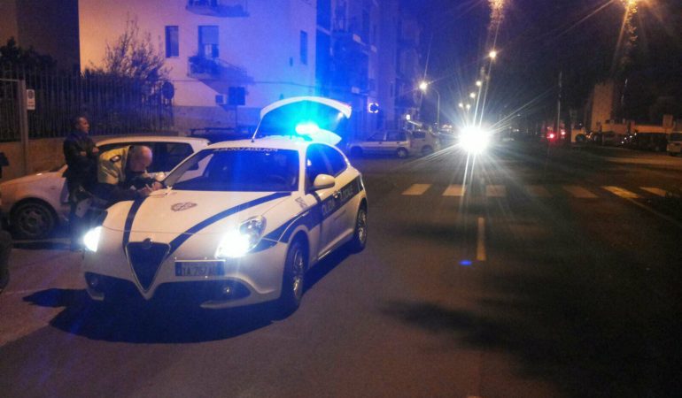 Cagliari: finisce addosso ad un’auto in sosta. Positivo al test dell’etilometro