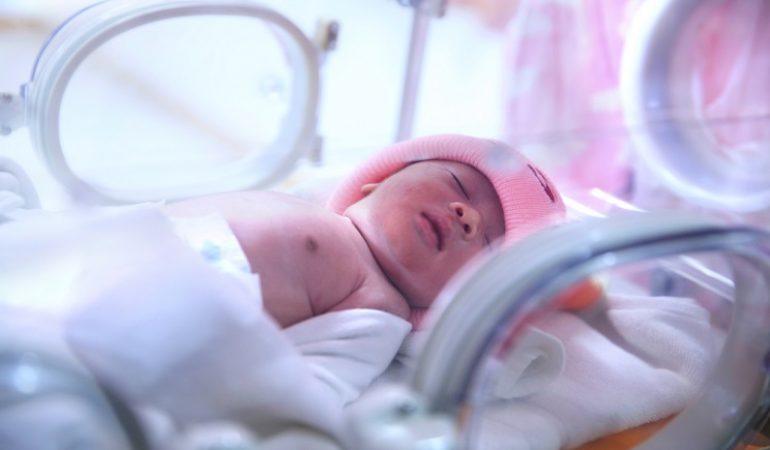 Cagliari: Manca struttura per patologie neonatali al Brotzu