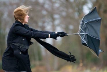 Prosegue l’allerta meteo gialla con condizioni meteorologiche avverse.