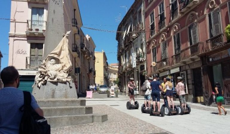 Cagliari: sit-in sabato 13 gennaio ore 16 nella via Mazzini