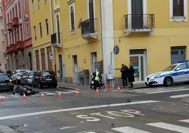 Cagliari, moto contro auto: incidente in via Puccini