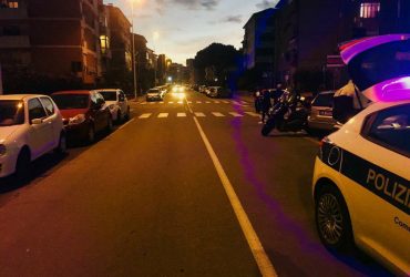 Cagliari: non rispetta lo stop e colpisce una moto
