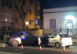 Due feriti in un incidente stradale a Cagliari