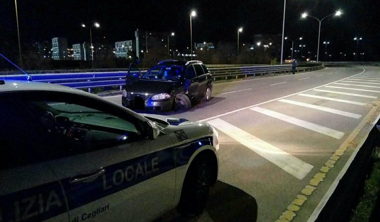 Scontro frontale in viale Ferrara a Cagliari