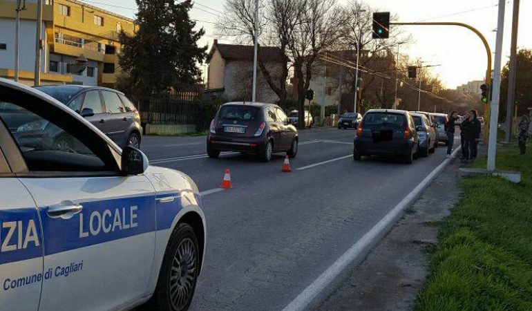 Tamponamento a catena in viale Marconi