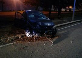 Perde il controllo dell’auto in Viale San Bartolomeo a Cagliari